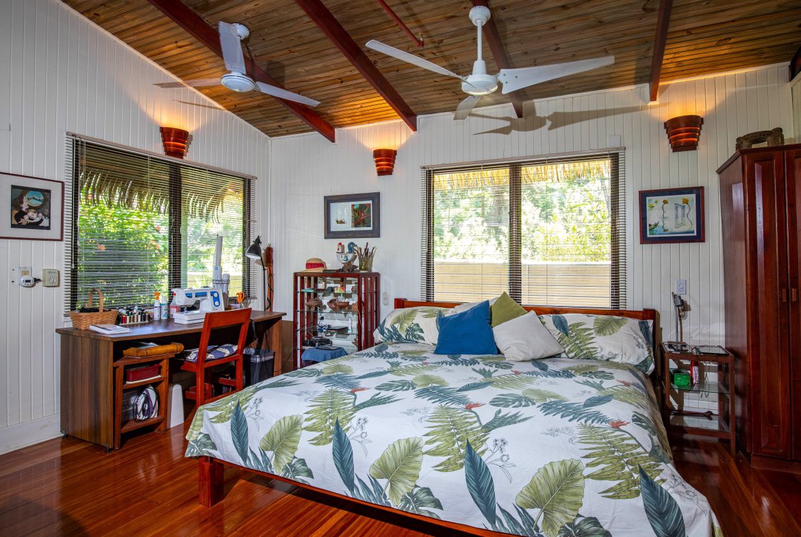 MAIN HOME, 3 CABINS, POOL, SUANA, AND WORKSHOP – 1.73 ACRES