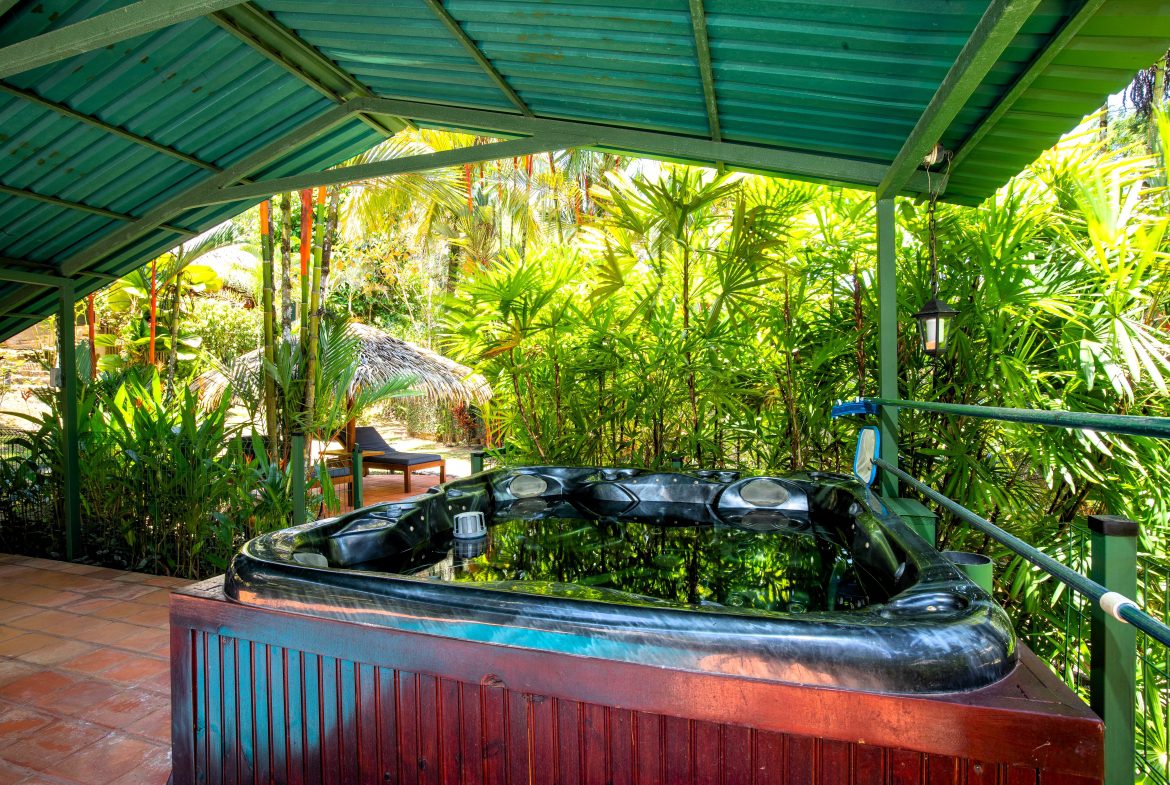 MAIN HOME, 3 CABINS, POOL, SUANA, AND WORKSHOP – 1.73 ACRES