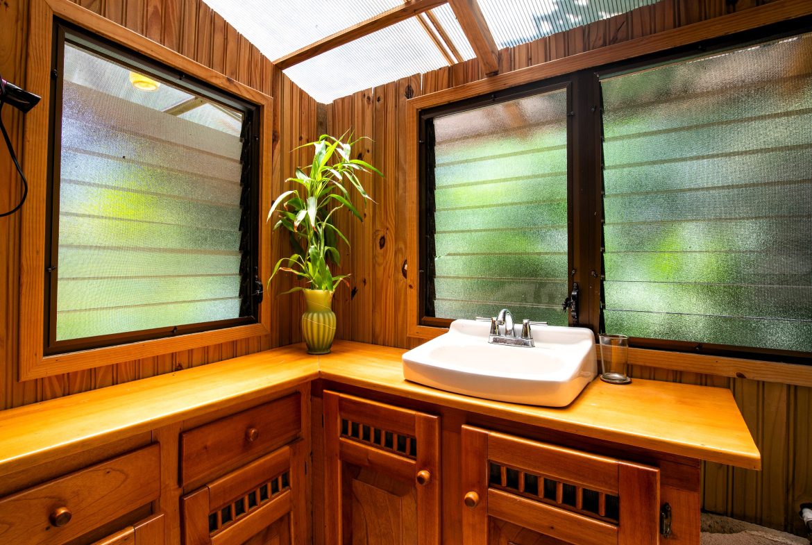 MAIN HOME, 3 CABINS, POOL, SUANA, AND WORKSHOP – 1.73 ACRES