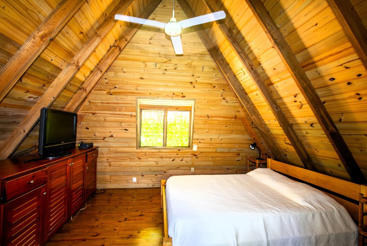 MAIN HOME, 3 CABINS, POOL, SUANA, AND WORKSHOP – 1.73 ACRES