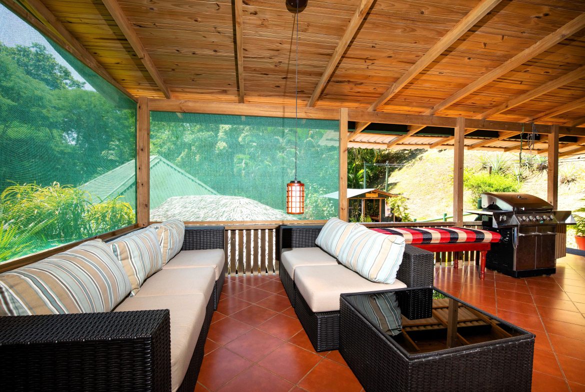 MAIN HOME, 3 CABINS, POOL, SUANA, AND WORKSHOP – 1.73 ACRES