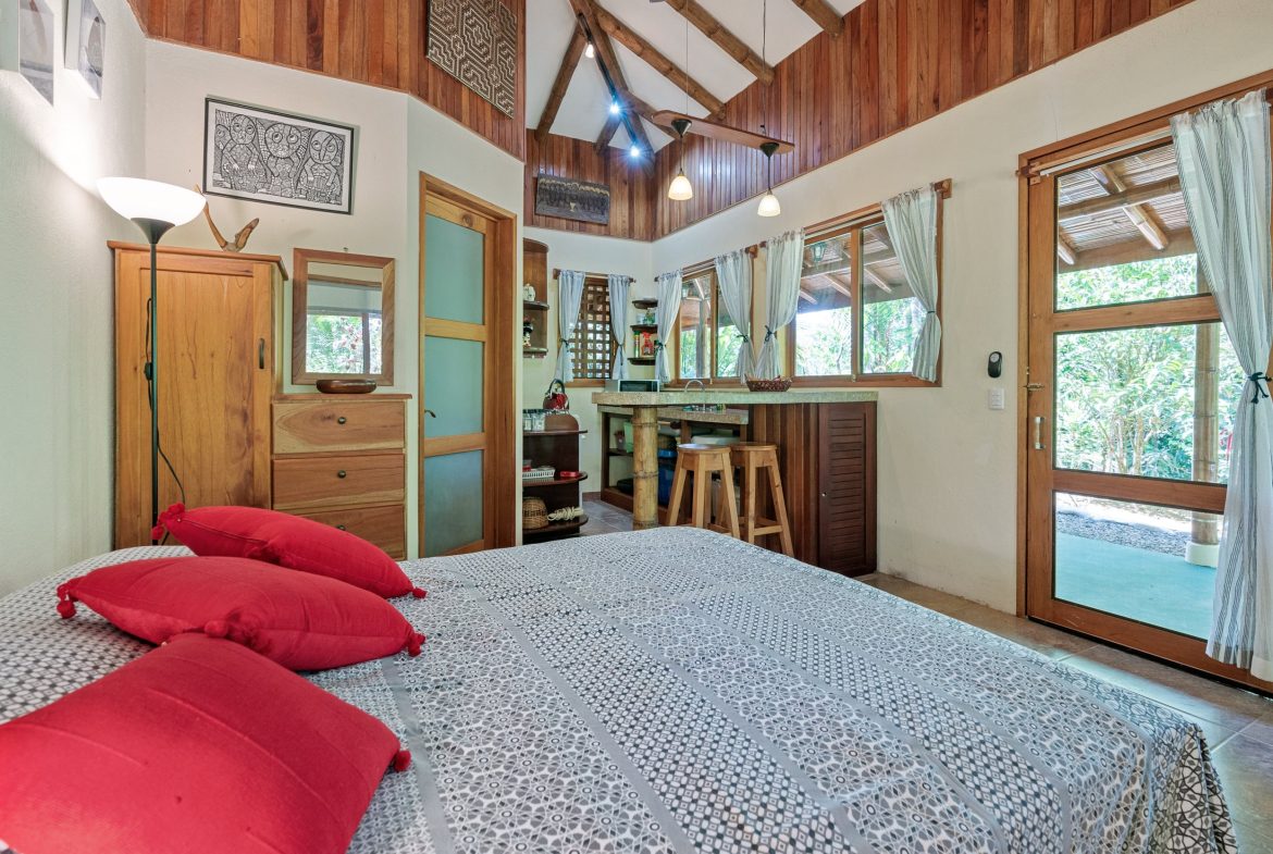 Finca Aracari – Your Natural Zen Awaits – 9.17 Acres