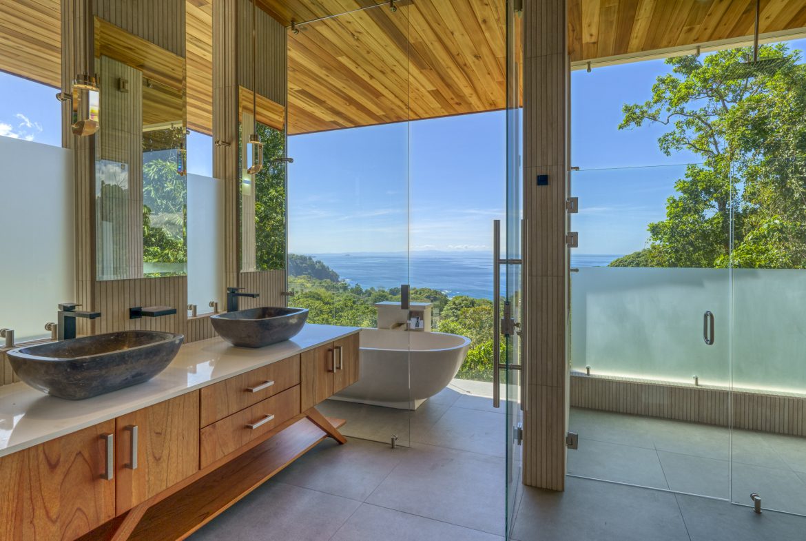 LUXURIOUS TROPICAL STYLE 4 BEDROOM CASA SULIT – 2 ACRES, Uvita, Costa Rica — photo 7