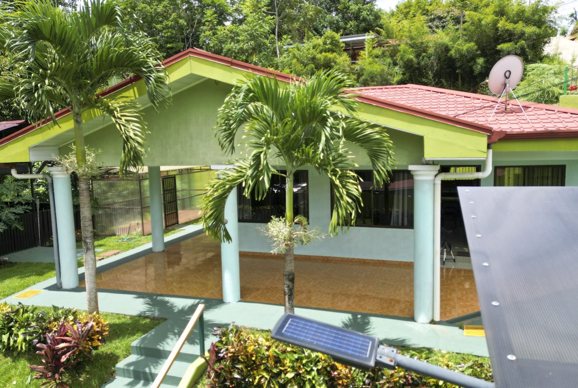 SECLUDED PARADISE RETREAT: FULLY FURNISHED 2-BR HOME IN LA BONITA, SAN ISIDRO – 0.19 ACRES