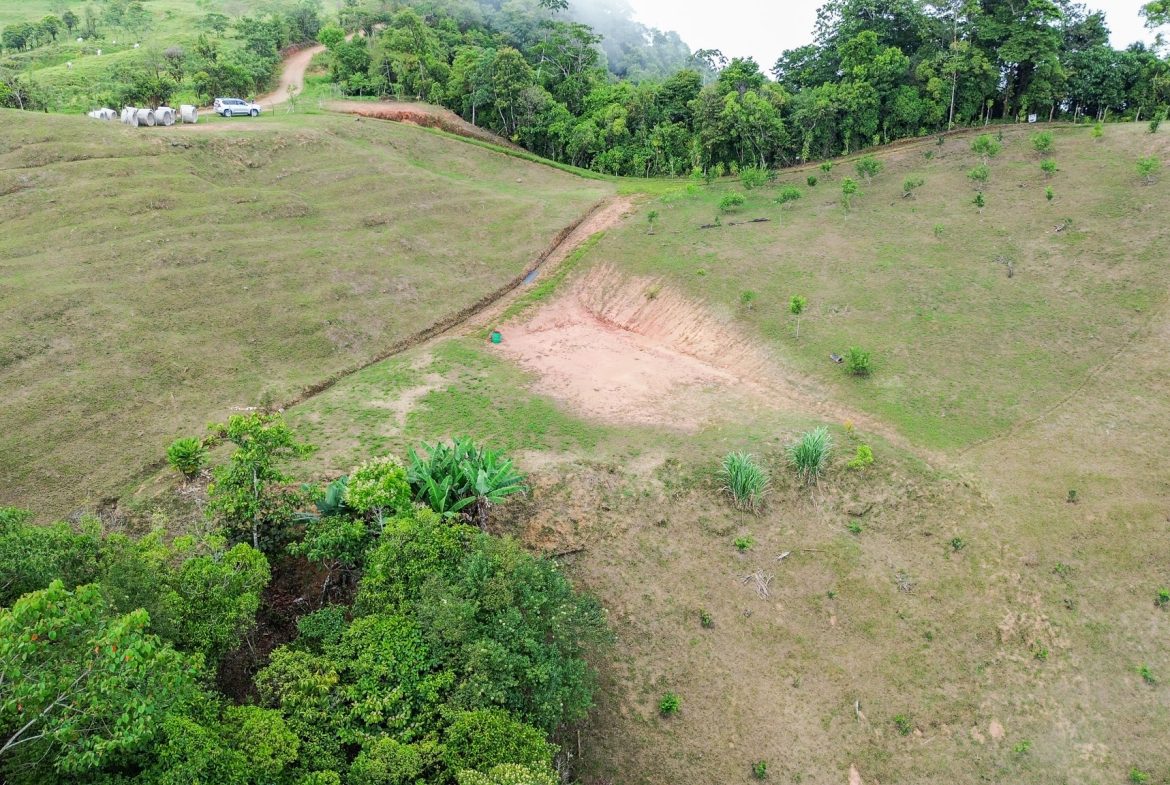 PARORAMIC VIEW OF THE SOUTH PACIFIC COSTS LOT – 3.36 ACRES