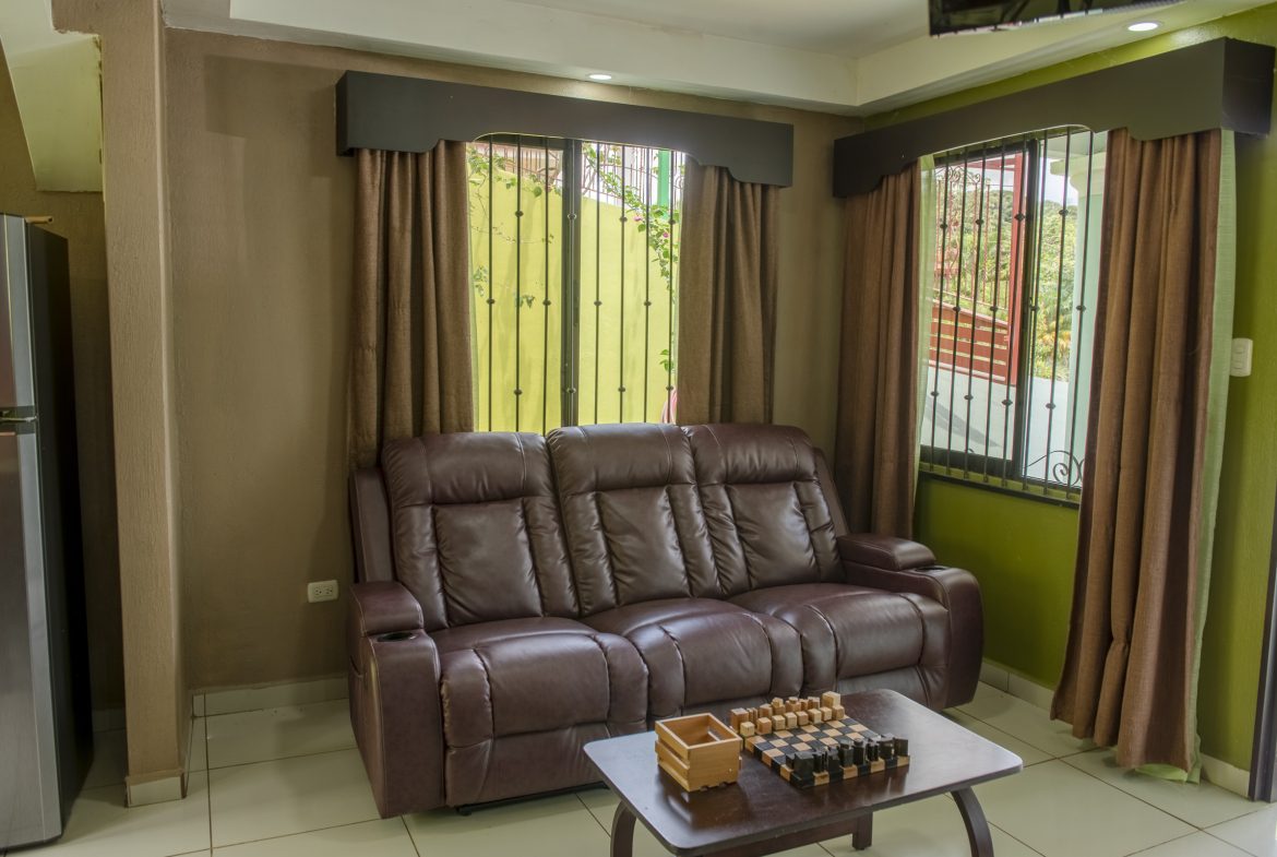 SECLUDED PARADISE RETREAT: FULLY FURNISHED 2-BR HOME IN LA BONITA, SAN ISIDRO – 0.19 ACRES