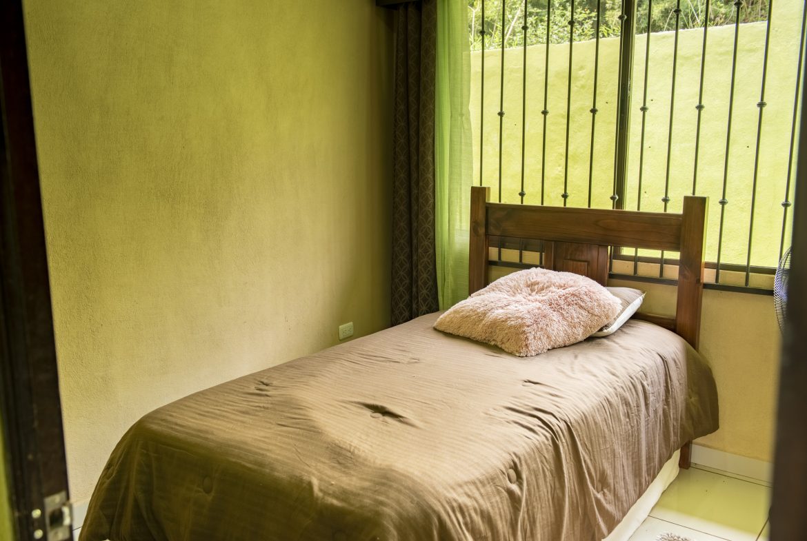 SECLUDED PARADISE RETREAT: FULLY FURNISHED 2-BR HOME IN LA BONITA, SAN ISIDRO – 0.19 ACRES