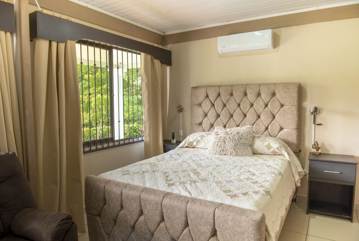 SECLUDED PARADISE RETREAT: FULLY FURNISHED 2-BR HOME IN LA BONITA, SAN ISIDRO – 0.19 ACRES