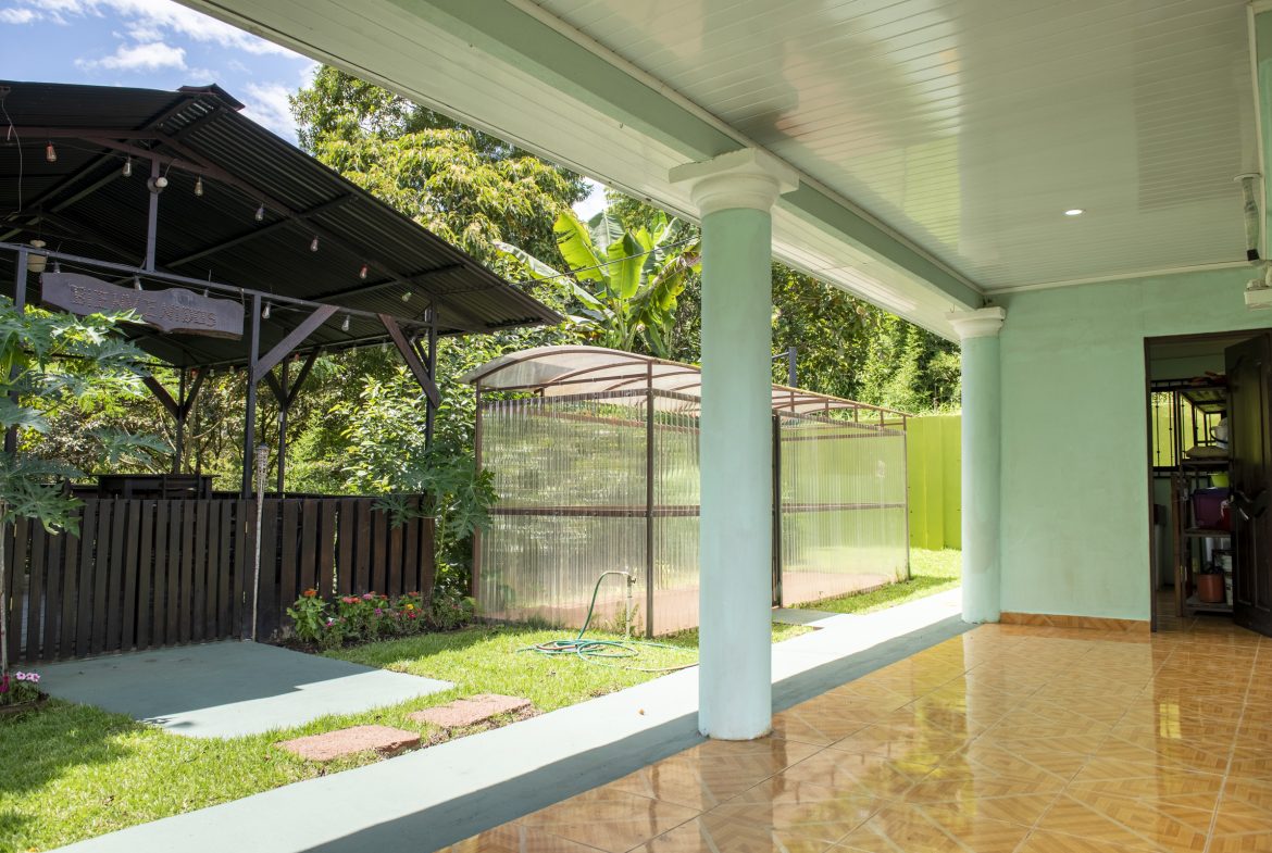 SECLUDED PARADISE RETREAT: FULLY FURNISHED 2-BR HOME IN LA BONITA, SAN ISIDRO – 0.19 ACRES