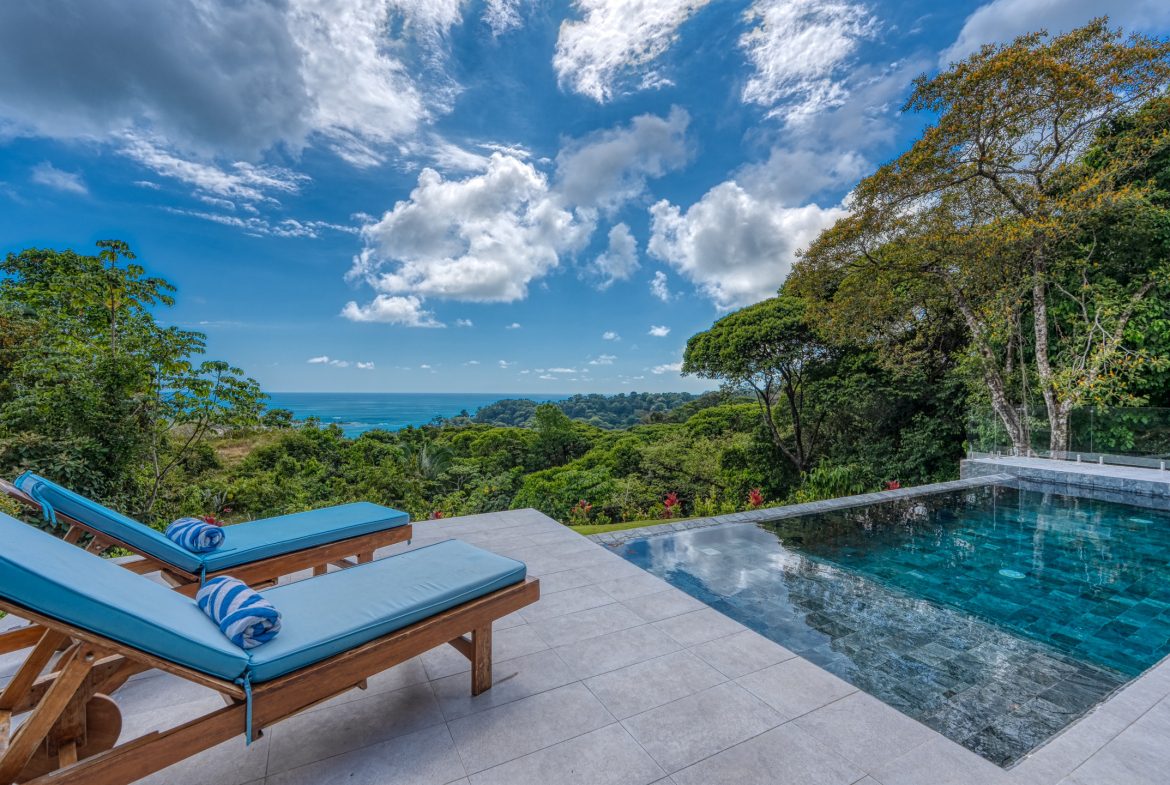 LUXURY 5 BEDROOM HOME WITH AMAZING OCEAN VIEWS – 3.34 ACRES, Uvita, Costa Rica — photo 3