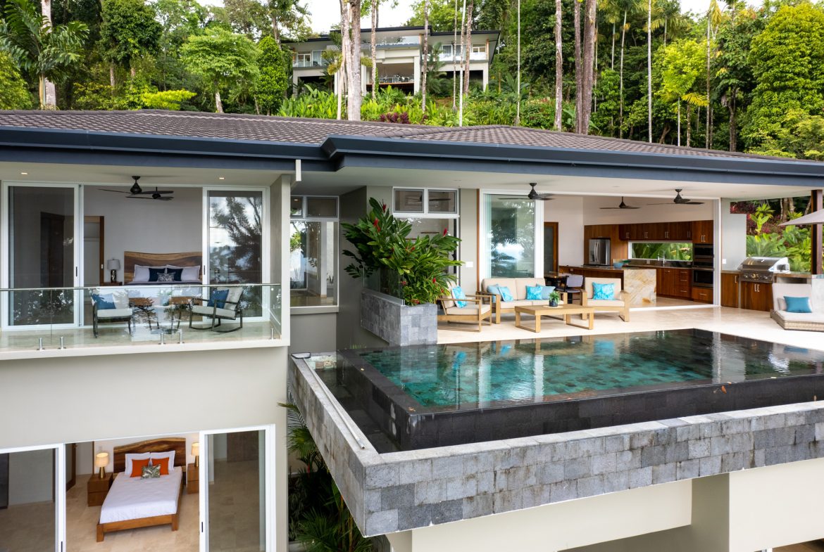 MODERN TROPICAL 4 BEDROOM IN GATED COMMUNITY NEAR DOMINICAL