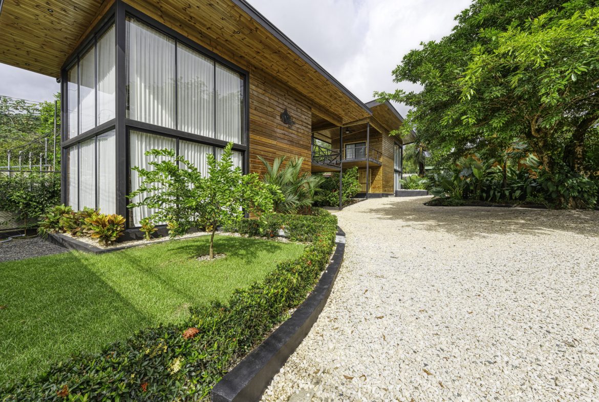 3 MODERN LUXURY VILLAS – WALK TO TOWN IN UVITA – 0.2 ACRES, Uvita, Costa Rica — photo 7