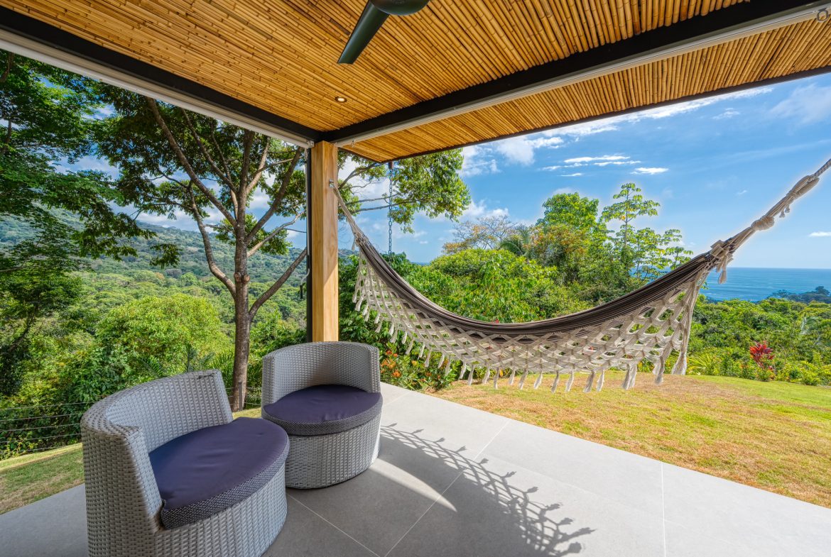 LUXURY 5 BEDROOM HOME WITH AMAZING OCEAN VIEWS – 3.34 ACRES