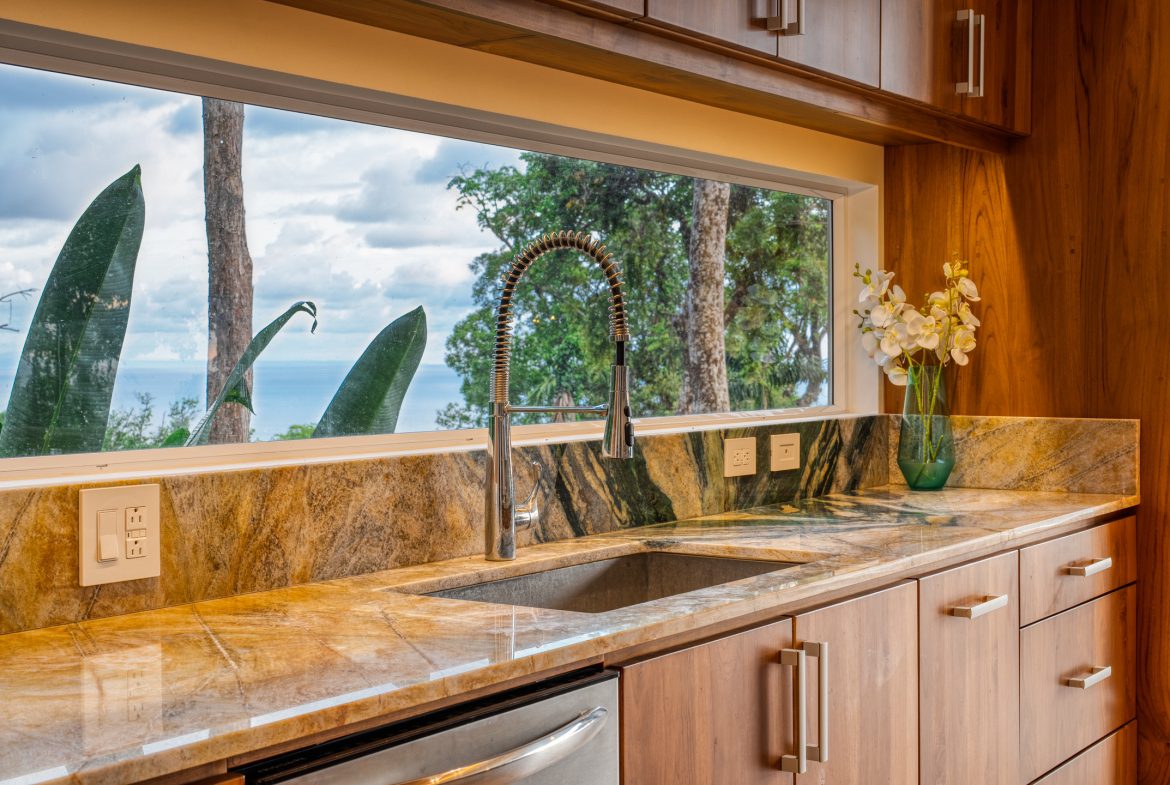 MODERN TROPICAL 4 BEDROOM IN GATED COMMUNITY NEAR DOMINICAL