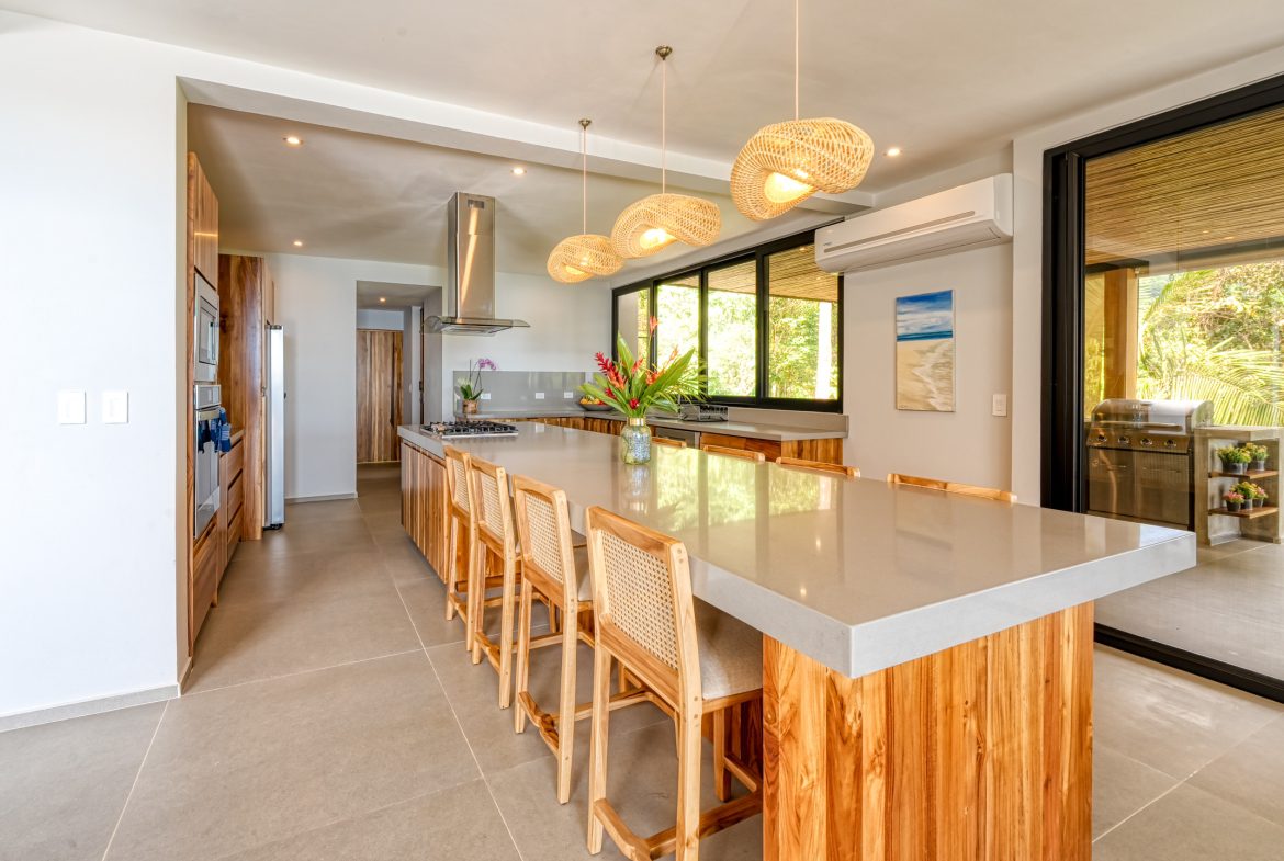 LUXURY 5 BEDROOM HOME WITH AMAZING OCEAN VIEWS – 3.34 ACRES, Uvita, Costa Rica — photo 5