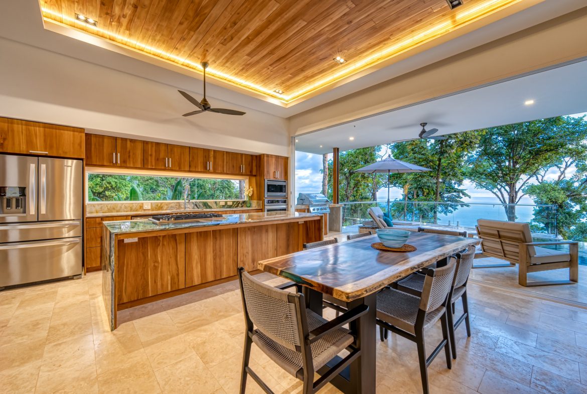MODERN TROPICAL 4 BEDROOM IN GATED COMMUNITY NEAR DOMINICAL