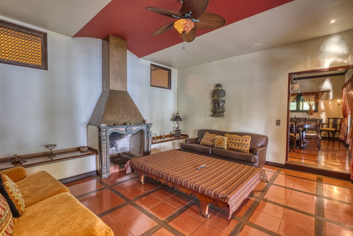4 BEDROOM EUROPEAN STYLE HOME WITH STUNNING OCEAN VIEWS – 6.27 ACRES