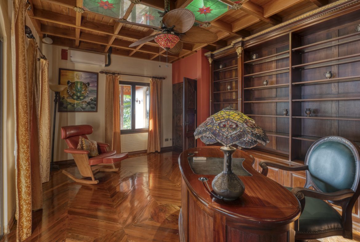 4 BEDROOM EUROPEAN STYLE HOME WITH STUNNING OCEAN VIEWS – 6.27 ACRES