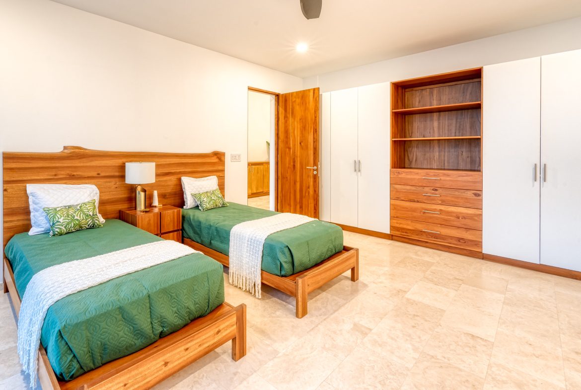 MODERN TROPICAL 4 BEDROOM IN GATED COMMUNITY NEAR DOMINICAL