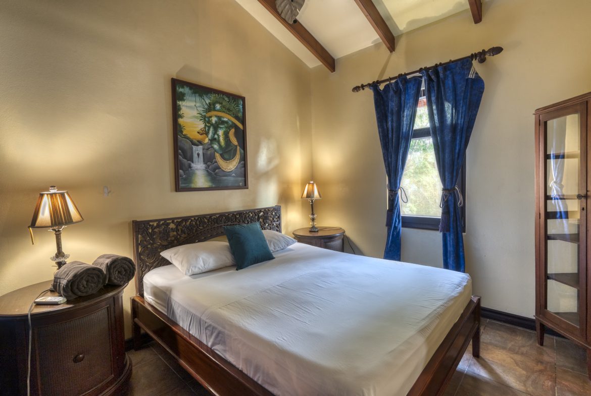 4 BEDROOM EUROPEAN STYLE HOME WITH STUNNING OCEAN VIEWS – 6.27 ACRES, Uvita, Costa Rica — photo 6