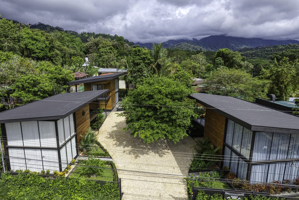 3 MODERN LUXURY VILLAS – WALK TO TOWN IN UVITA – 0.2 ACRES