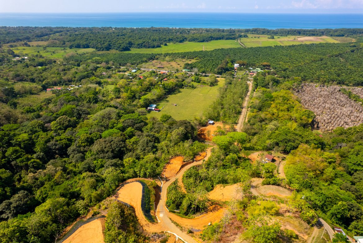 PREMIUM LOTS IN GATED COMMUNITY – 1.24 ACRES