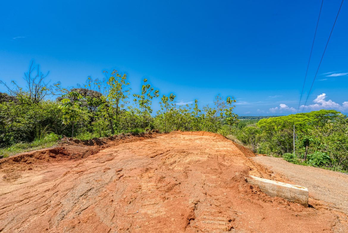 PREMIUM LOTS IN GATED COMMUNITY – 1.24 ACRES