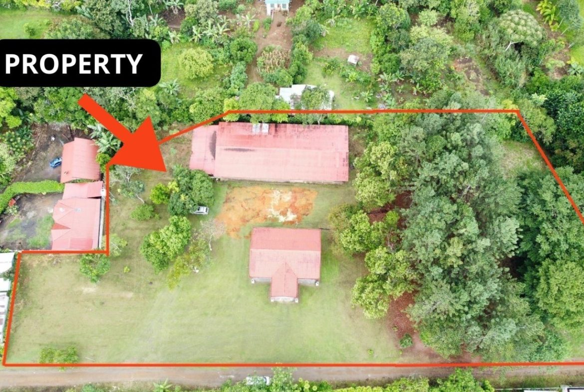 NATURE LOVERS 5-BEDROOM HOUSE – 2.2 ACRES, Uvita, Costa Rica — photo 2