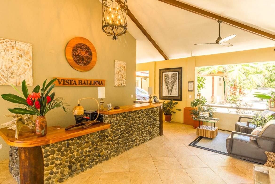 FAMOUS HOTEL WITH STUNNING OCEAN VIEWS OVERLOOKING THE WHALE’S TAIL IN UVITA – 2.7 Acres