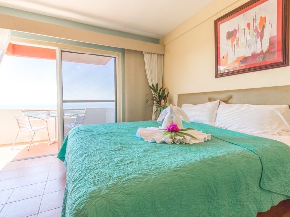 FAMOUS HOTEL WITH STUNNING OCEAN VIEWS OVERLOOKING THE WHALE’S TAIL IN UVITA – 2.7 Acres, Uvita, Costa Rica — photo 7