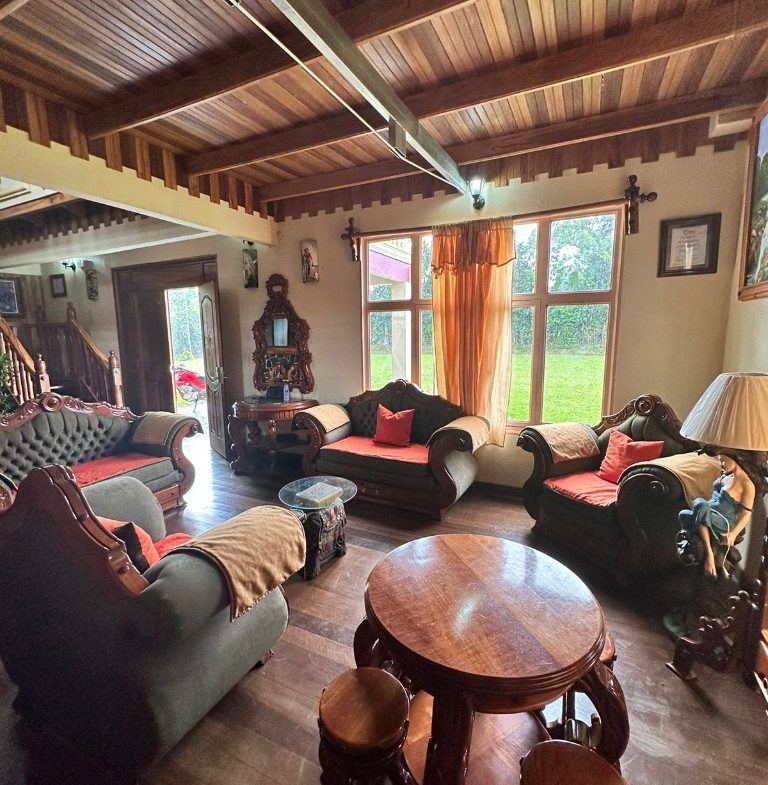 NATURE LOVERS 5-BEDROOM HOUSE – 2.2 ACRES, Uvita, Costa Rica — photo 4