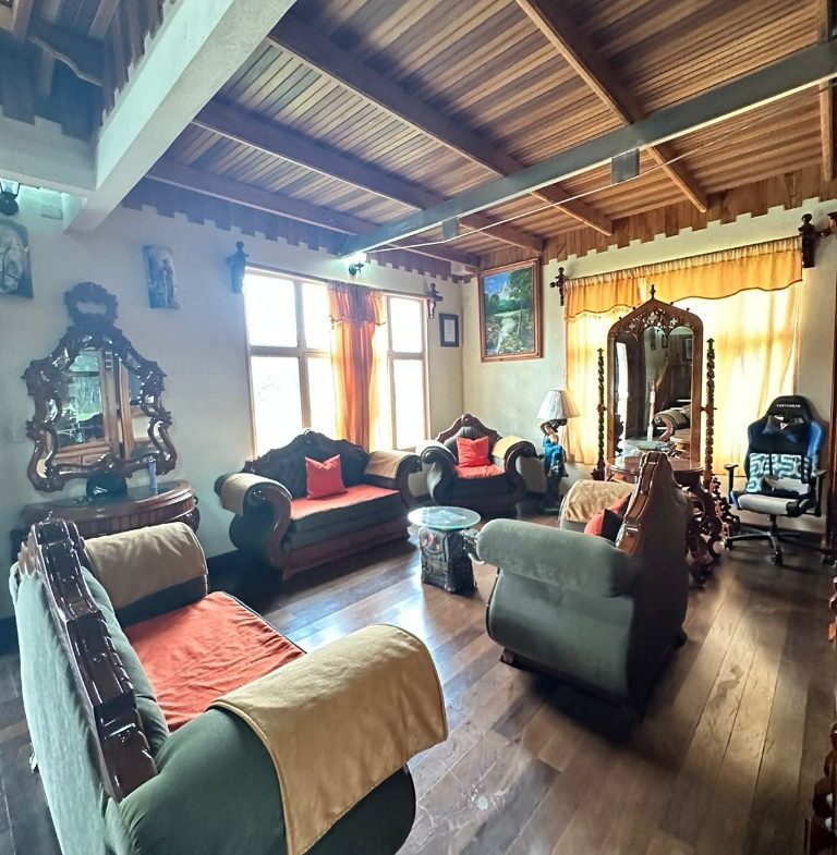 NATURE LOVERS 5-BEDROOM HOUSE – 2.2 ACRES, Uvita, Costa Rica — photo 3