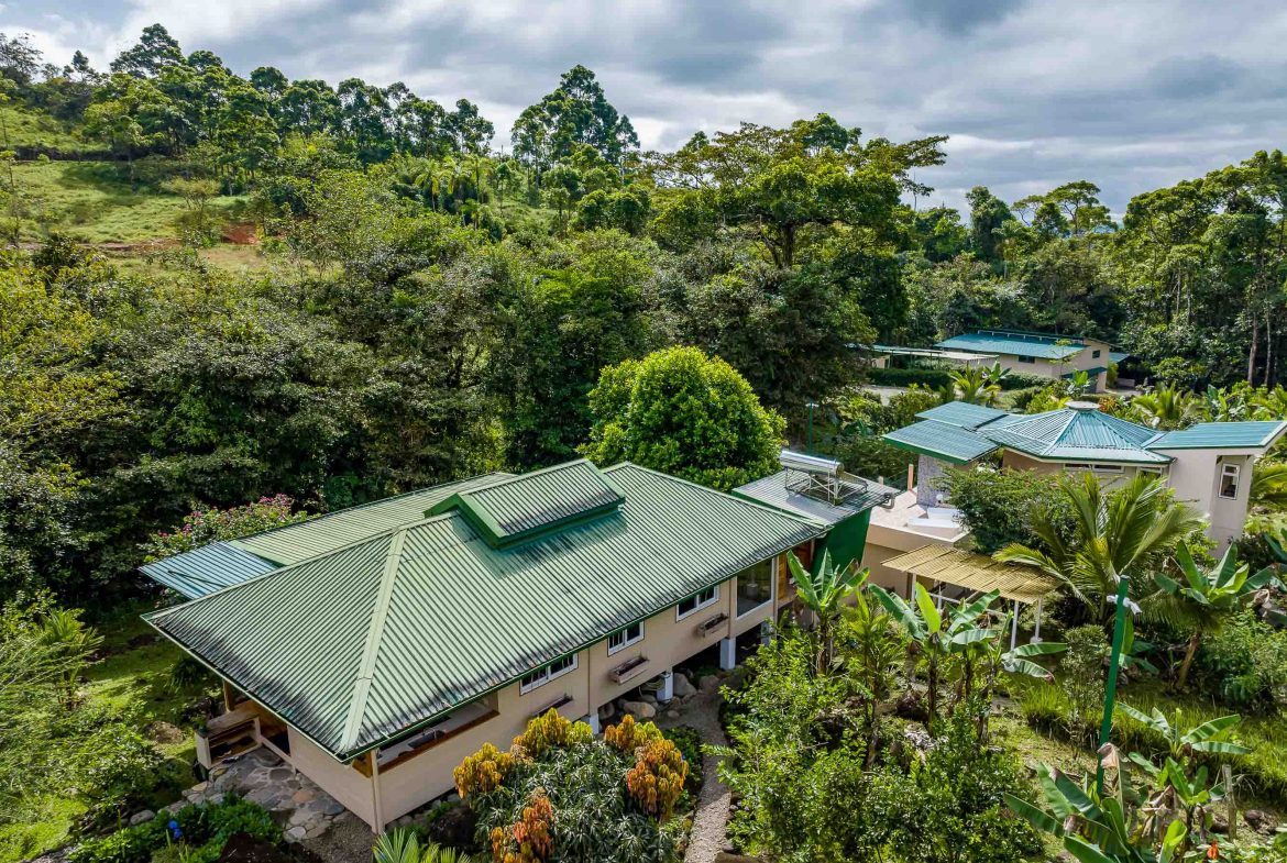 SELF-SUSTAINED LUXURY LIVING FARM WITH RIVER FRONTAGE – 19 ACRES, Uvita, Costa Rica — photo 2