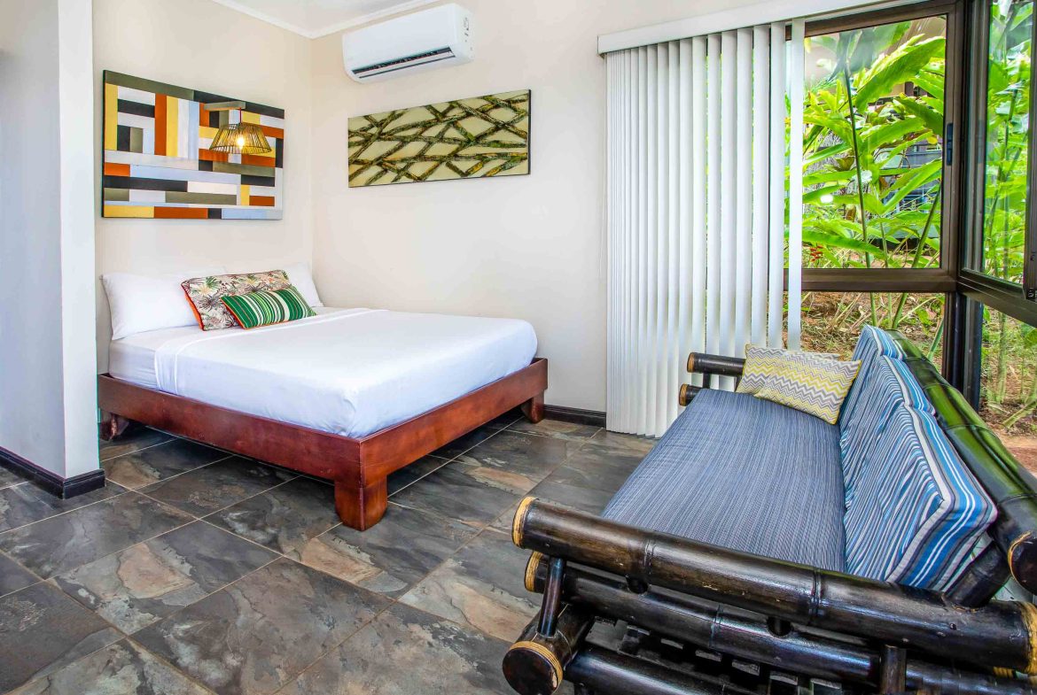 PROFITABLE BOUTIQUE HOTEL IN PRIME LOCATION IN UVITA 13.16 ACRES