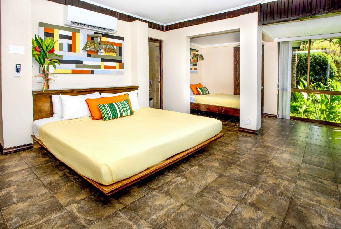 PROFITABLE BOUTIQUE HOTEL IN PRIME LOCATION IN UVITA 13.16 ACRES