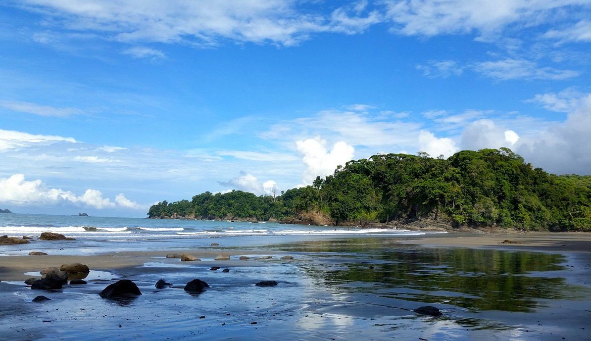 PROPERTY WITH WATERFALLS ACCESS, OCEAN, MOUNTAIN AND JUNGLE VIEWS – 75 ACRES