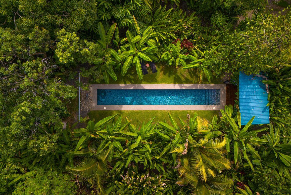 2 RESIDENCES, CABINAS, AND MORE FROM THIS WALK TO THE BEACH PROPERTY – 0.68 ACRES, Uvita, Costa Rica — photo 3