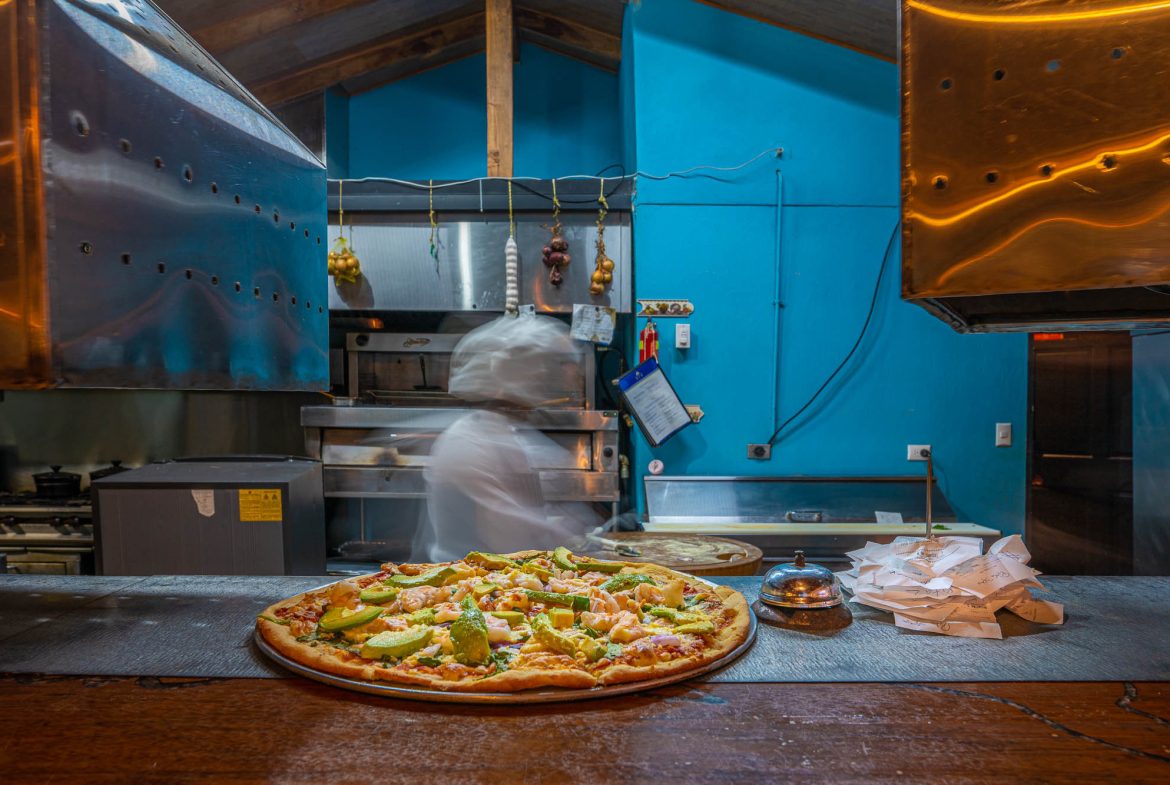 POPULAR FULLY FUNCTIONING UVITA RESTAURANT – 1.2 ACRES