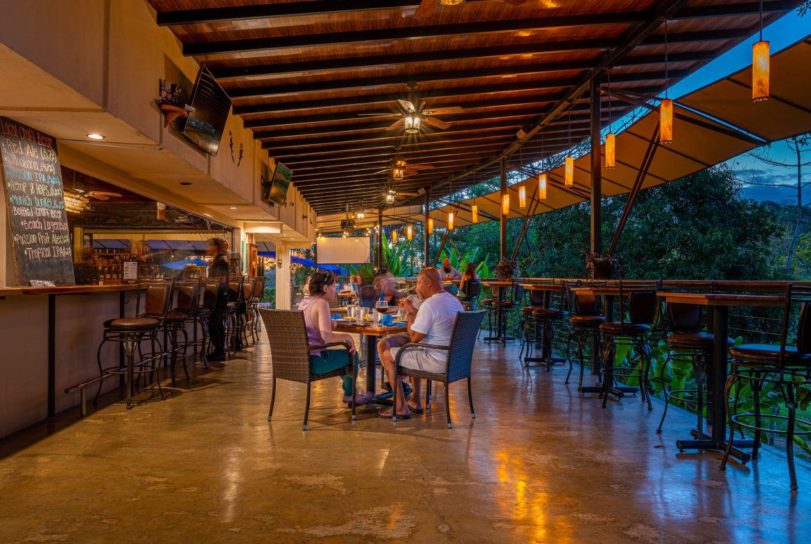 POPULAR FULLY FUNCTIONING UVITA RESTAURANT – 1.2 ACRES