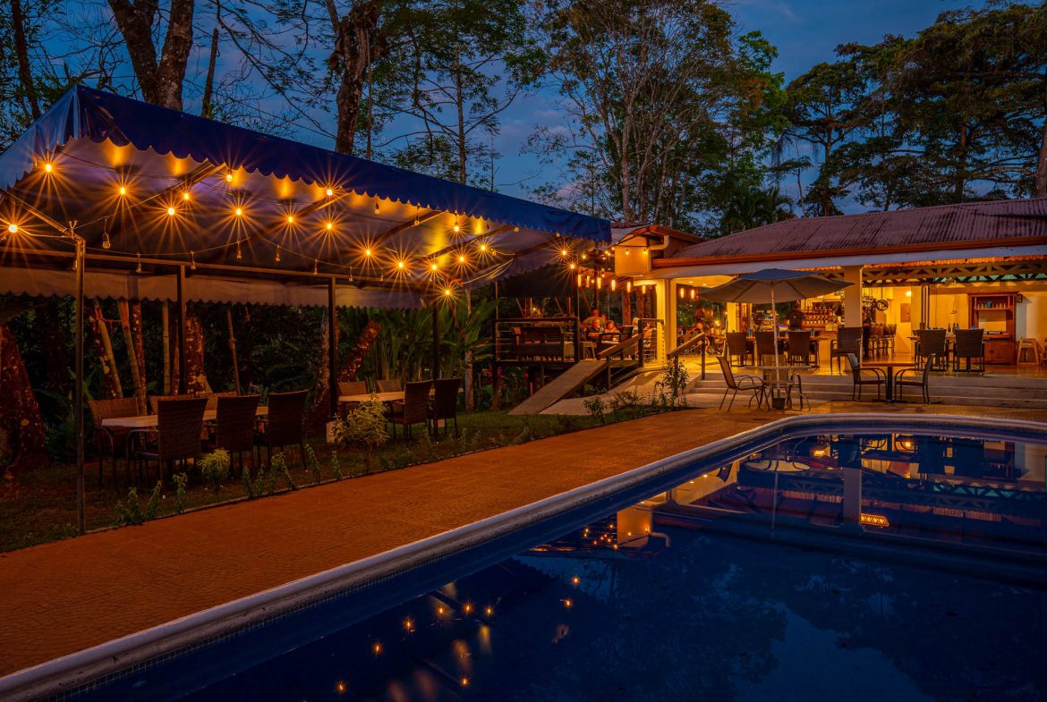 POPULAR FULLY FUNCTIONING UVITA RESTAURANT – 1.2 ACRES
