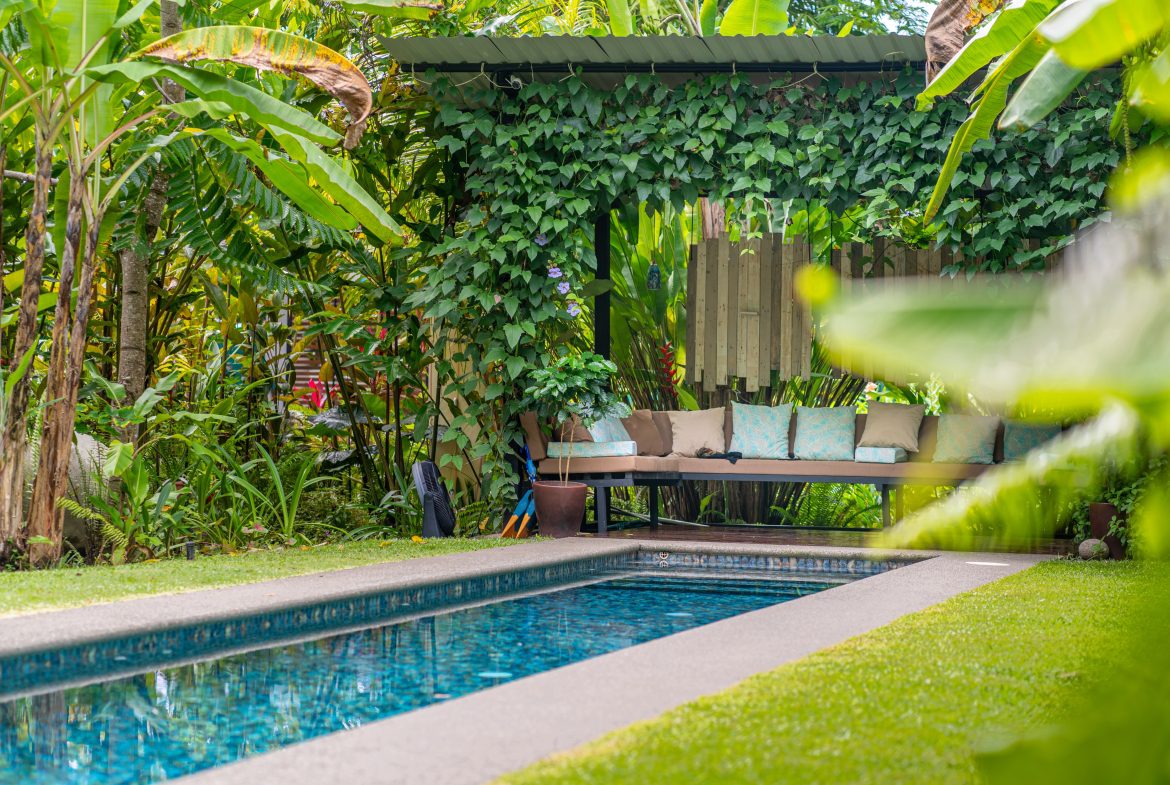 2 RESIDENCES, CABINAS, AND MORE FROM THIS WALK TO THE BEACH PROPERTY – 0.68 ACRES, Uvita, Costa Rica — photo 4