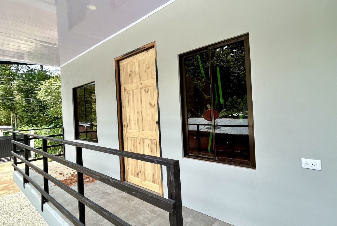 PRIME 4-UNIT APARTMENT COMPLEX IN UVITA – IDEAL INVESTMENT OPPORTUNITY