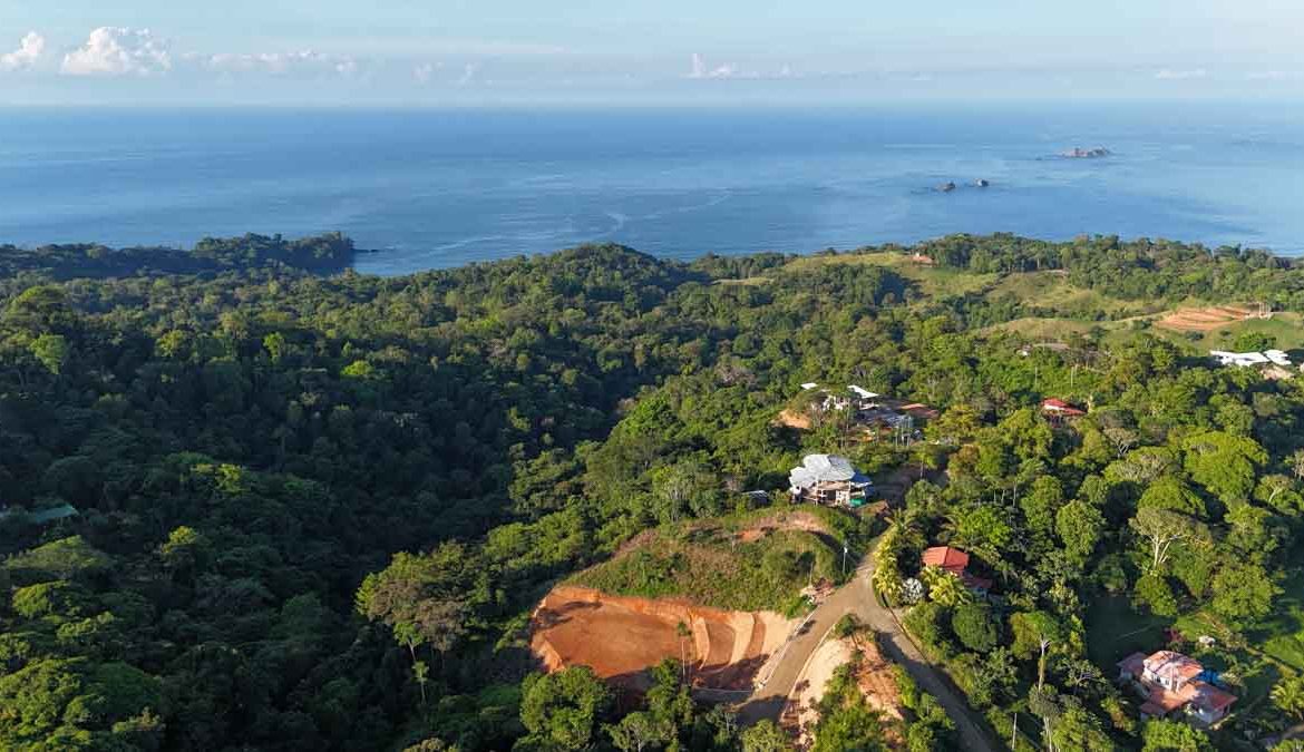 OCEAN AND MOUNTAIN VIEW LOT IN OJOCHAL – 0.65 ACRES