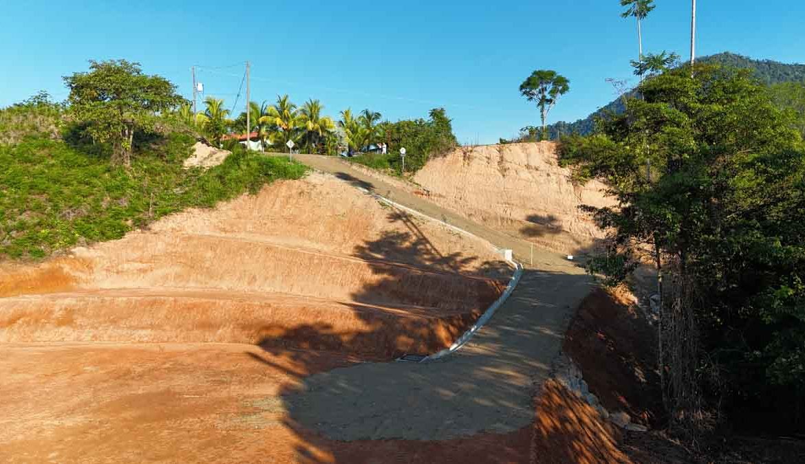 OCEAN AND MOUNTAIN VIEW LOT IN OJOCHAL – 0.65 ACRES