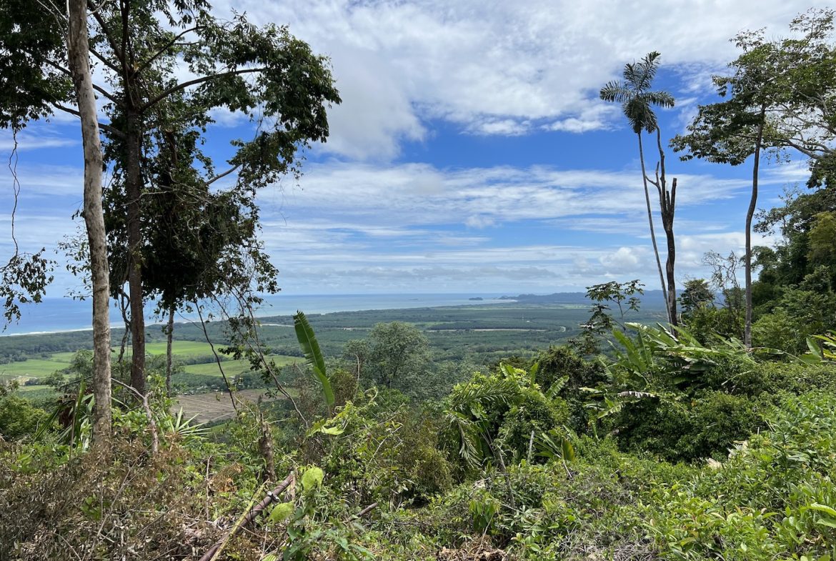 OCEAN VIEW LOT WITH WATERFALL ACCESS IN GATED COMMUNITY – 1.55 ACRES