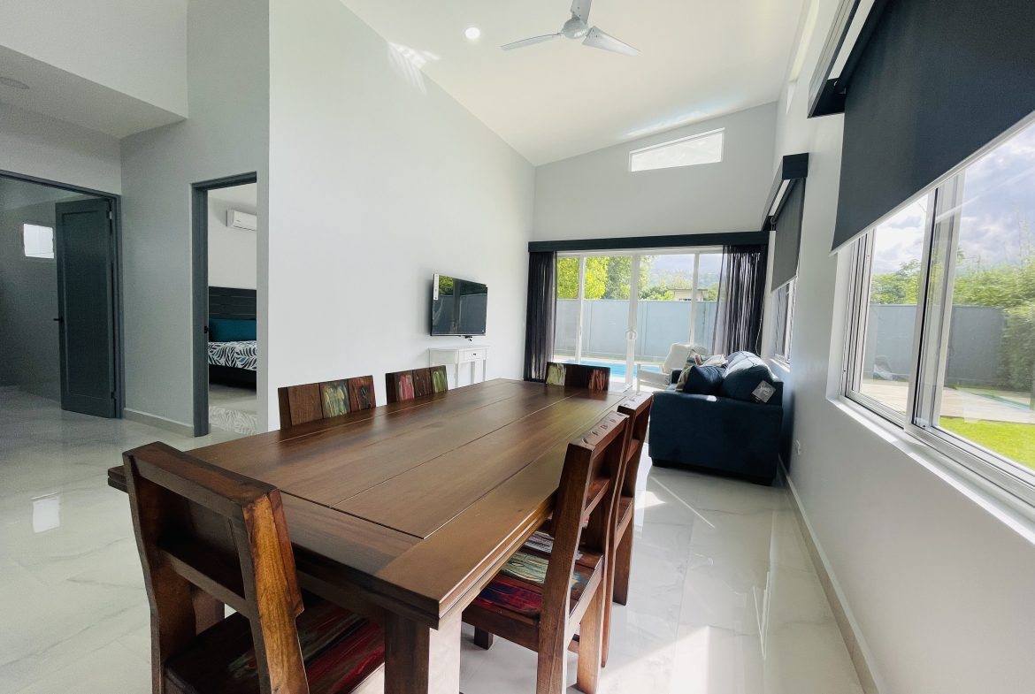 THE SUN GARDEN 3-BED 3-BATH HOME IN UVITA – 0.10 ACRES