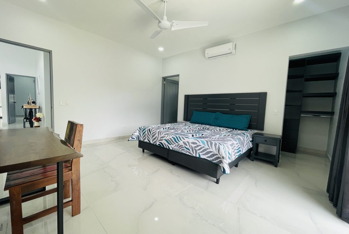 THE SUN GARDEN 3-BED 3-BATH HOME IN UVITA – 0.10 ACRES