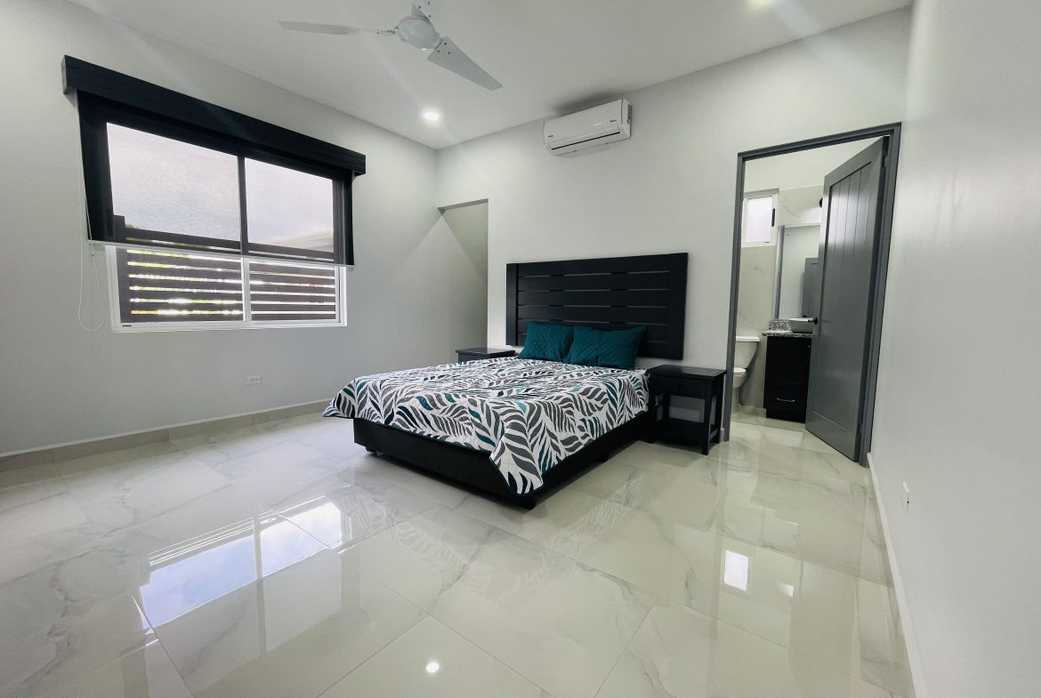 THE SUN GARDEN 3-BED 3-BATH HOME IN UVITA – 0.10 ACRES