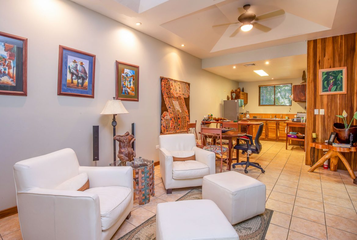 TWO APARTMENTS AND EXTRA LAND IN Manuel Antonio 0.79 ACRES