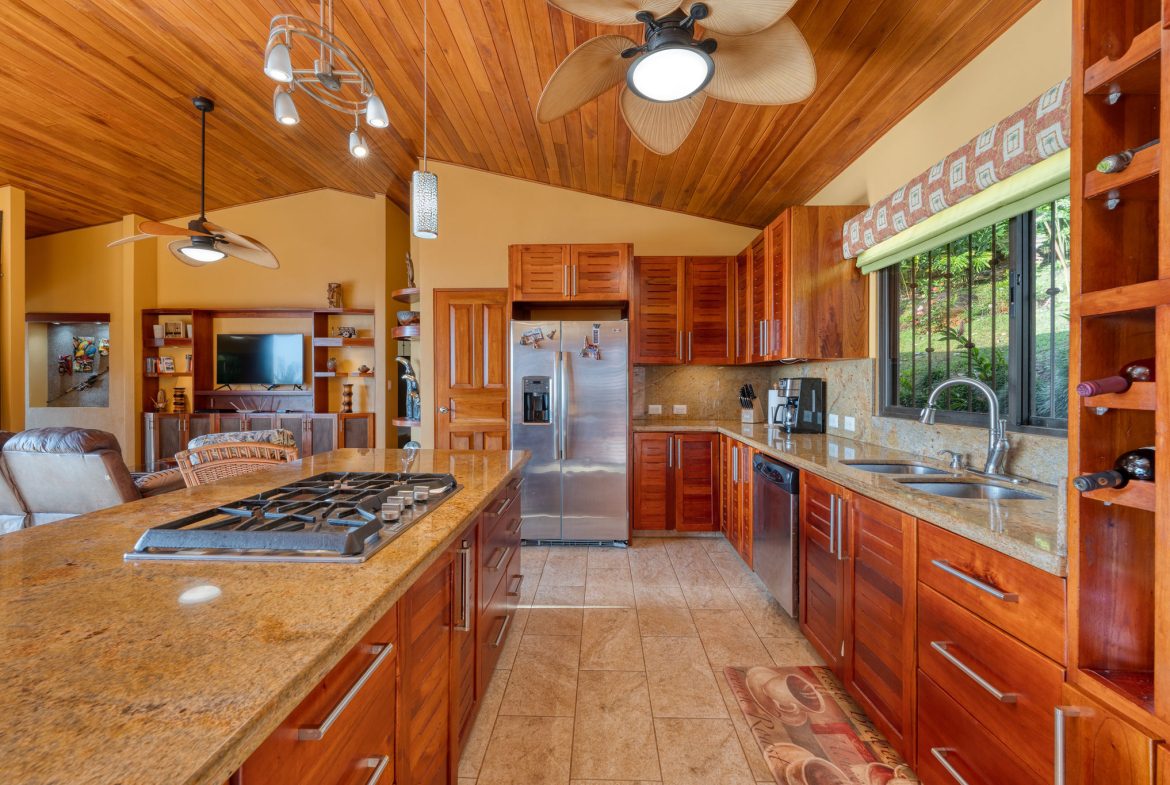 ESCALERAS, DOMINICAL 3 BEDROOM OCEAN VIEW HOME